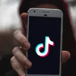 generation-z-voici-pourquoi-ces-jeunes-aime-tiktok-comme-moteur-de-recherche