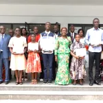 pne-2024-la-ministre-mariatou-kone-celebre-l-excellence-academique-et-motive-les-jeunes-talents-ivoiriens