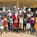 tiebissou-arbre-de-noel-eclate-la-fondation-grandir-illumine-le-coeur-des-tout-petits