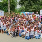 action-sociale-et-solidarite-au-zoo-national-d-abidjan-la-fondation-equity-illumine-noel-pour-150-enfants