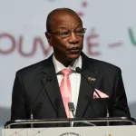 alpha-conde-charge-doumbouya-une-junte-narcotrafiquante-plonge-la-guinee-dans-le-chaos