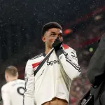 premier-league-amad-diallo-buteur-face-a-liverpool-apres-avoir-remporte-deux-prix-individuels