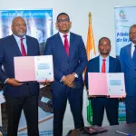 vulgarisation-de-la-cmu-le-ministre-adama-kamara-et-les-acteurs-des-medias-concretisent-leur-accord