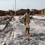 vavoua-un-grave-incendie-devaste-une-centaine-de-maisons-dans-le-village-de-danzaville-sifci