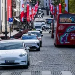 vehicules-electriques-la-norvege-en-passe-de-stopper-la-production-de-voitures-a-essence-et-diesel