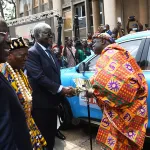 district-autonome-d-abidjan-les-95-chefs-de-village-dotes-de-vehicules-de-commandement
