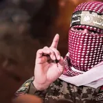 mohammad-deif-qui-est-ce-chat-noir-a-neuf-vies-du-hamas