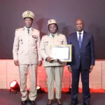 celebration-du-merite-et-de-l-excellence-lt-colonel-diaby-assiata-sacree-meilleure-agent-des-douanes-2024