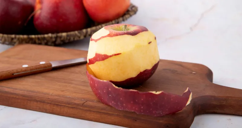 astuce-cuisine-pourquoi-retirer-la-peau-de-certains-aliments-4-exemples-a-connaitre