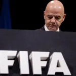 la-fifa-suspend-02-federations-de-football-les-raisons