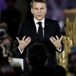 sommet-de-l-action-sur-l-ia-emmanuel-macron-promet-la-preservation-de-la-creativite-humaine-et