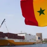 la-revue-de-l-actualite-internationale-le-port-de-dakar-se-redresse-nouvelles-taxes-au-mali-sommet-ia