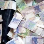 banlieue-dakaroise-deux-individus-interpelles-avec-02-milliards-f-cfa-de-faux-billets-a-keur-massar