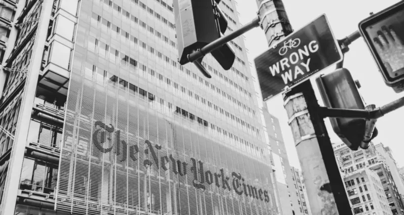 l-ia-dans-les-salles-de-redaction-le-new-york-times-donne-le-feu-vert-a-ses-journalistes