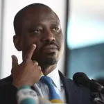 27-fevrier-2004-guillaume-soro-nous-ne-desarmerons-pas-avant-2005-gbagbo-fait-de-la-publicite