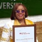 distinction-la-ministre-euphrasie-kouassi-yao-faite-docteur-honoris-causa-en-philosophie