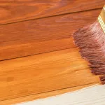 teindre-le-bois-naturellement-3-methodes-simples-et-ecologiques-a-essayer-chez-vous