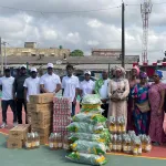 kenza-amany-et-la-nouvelle-cote-d-ivoire-viennent-en-aide-aux-femmes-de-treichville