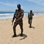 grand-bassam-9-ans-apres-l-attentat-un-hommage-poignant-a-ete-rendu-aux-victimes