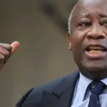 14-mars-2002-pour-calmer-les-marches-et-greves-gbagbo-monte-au-creneau-voici-ses-promesses
