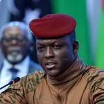 burkina-faso-pour-commentaires-sur-la-junte-deux-influents-medias-en-ligne-convoques-par-le-regulateur