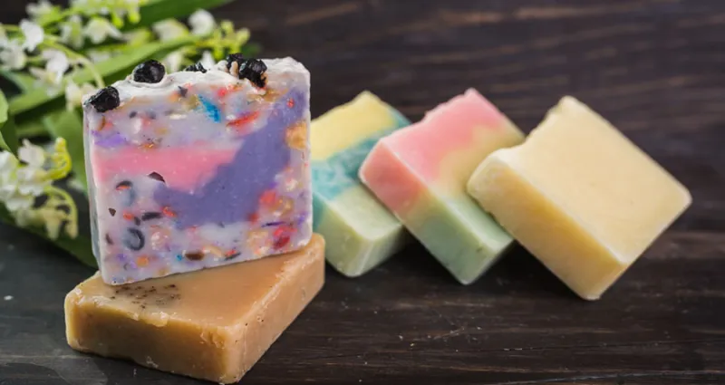 fabriquez-votre-propre-savon-antibacterien-maison-une-recette-naturelle-et-facile-a-realiser