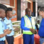 fermeture-des-espaces-de-loisirs-non-conformes-l-inspecteur-general-du-mtl-devant-la-presse-ce-mardi