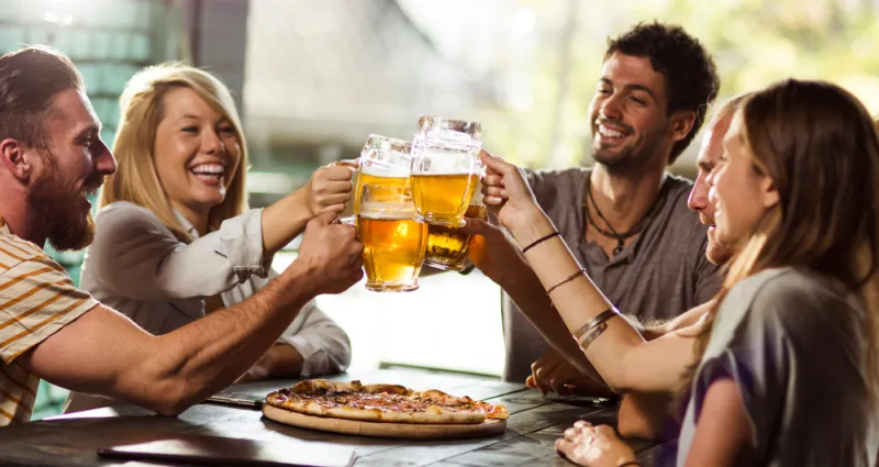 alcool-et-alimentation-4-aliments-a-eviter-avant-une-soiree-pour-eviter-la-gueule-de-bois