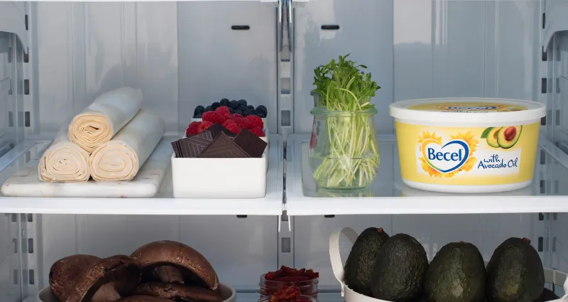 rangement-8-astuces-infaillibles-pour-un-frigo-organise-et-impeccable