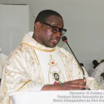 le-sens-profond-de-paques-est-de-se-liberer-de-soi-pour-renaitre-avec-le-christ-pere-pascal-seka