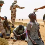 en-prison-t-es-noir-t-es-une-cible-ils-nous-ont-tout-vole-un-migrant-ivoirien-raconte-son-enfer-en-tunisie