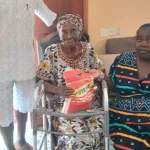 fete-de-paques-l-ong-n-klo-bakan-donne-le-sourire-aux-personnes-du-3e-age