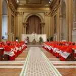 conclave-quand-la-fiction-devance-la-mort-du-pape-francois-critique