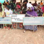 lutte-contre-la-vie-chere-deux-marches-de-proximite-du-district-autonome-du-denguele-remis-a-tieme