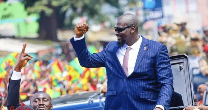 Revue de l’Actu Inter : Comeback de Doumbouya, pas d’audience avec Léon XIV, de l’or pour Trump