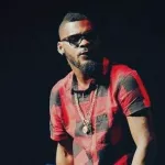 dj-arafat-torture-sa-copine-et-filme-la-scene