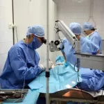 lutte-contre-la-cataracte-des-tunisiens-operent-500-malades-a-abidjan