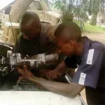 les-reparations-simples-a-faire-soi-meme-sur-sa-voiture