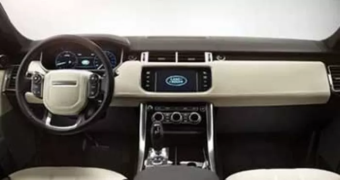 nettoyage-interieur-d-une-voiture-4-astuces-utiles