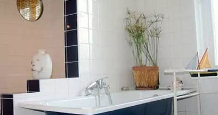 les-poignees-des-portes-des-toilettes-sont-les-plus-grands-vecteurs-de-maladies