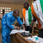 nouvelle-constitution-le-porte-parole-de-ouattara-pris-en-flagrant-delit-de-violation-des-consignes-de-la-cei