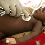 la-pneumonie-deuxieme-cause-de-mortalite-chez-les-enfants-les-symptomes-et-les-signes