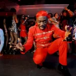 6eme-edition-du-festica-meiway-espoir-2000-les-patrons-ramatoulaye-au-rond-point-d-abobo