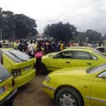 cocody-affrontement-entre-syndicalistes-et-chauffeurs-de-woro-woro