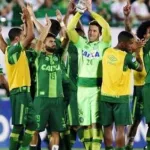 un-des-3-joueurs-bresiliens-rescapes-du-crash-demande-de-prendre-soin-de-son-alliance