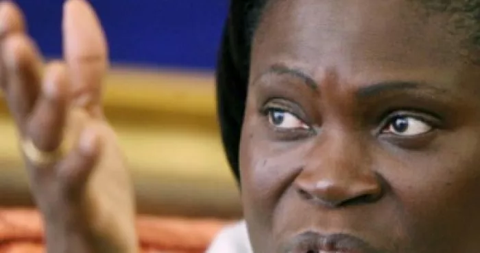 revue-de-presse-simone-gbagbo-crache-ses-verites-des-candidats-independants-reculent