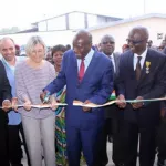 secteur-de-l-electricite-duncan-inaugure-la-premiere-usine-de-montage-de-transformateurs-electriques