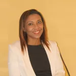 legislatives-a-cocody-une-3e-femme-candidate-se-dechaine-voici-comment-je-vais-battre-yasmina-ouegnin-et-affoussy-bamba