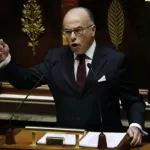 france-bernard-cazeneuve-donne-le-depart-de-la-riposte-anti-fillon