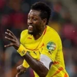 emmanuel-adebayor-previent-les-elephants-vous-serez-face-a-des-chiens-enrages-a-la-can